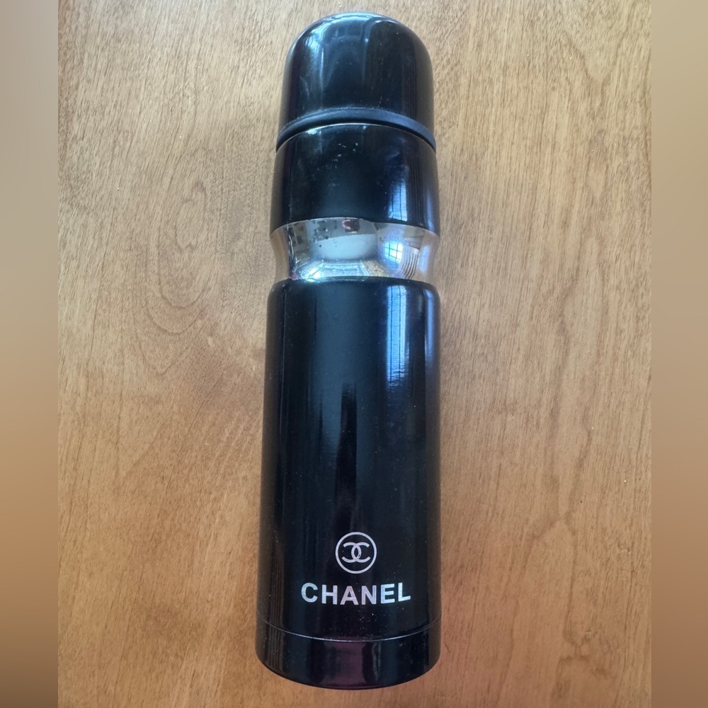 CHANEL Elegant Black Insulated Bottle